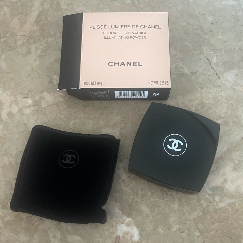 Chanel Plisse Lumiere de Chanel